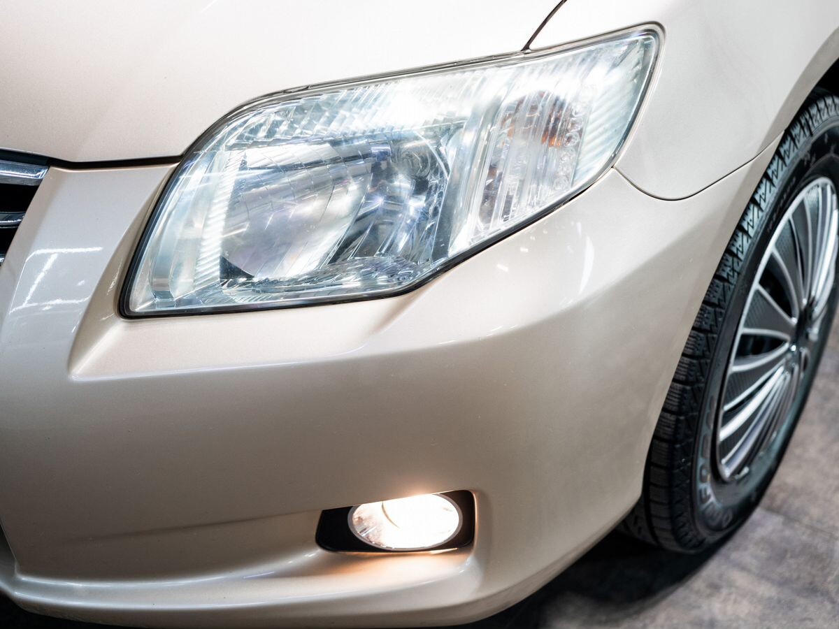Toyota Corolla Axio 2010 - фото автомобиля
