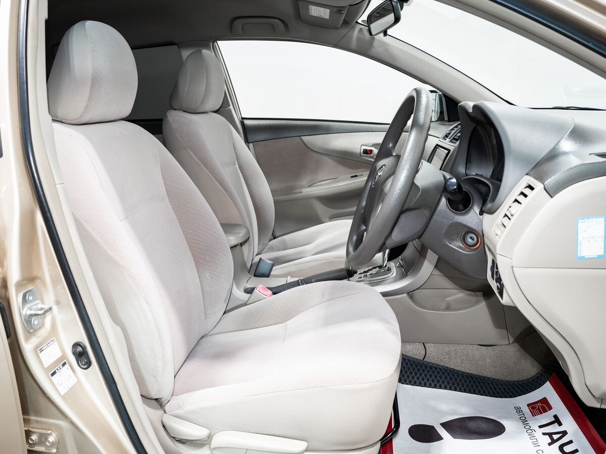 Toyota Corolla Axio 2010 - фото автомобиля