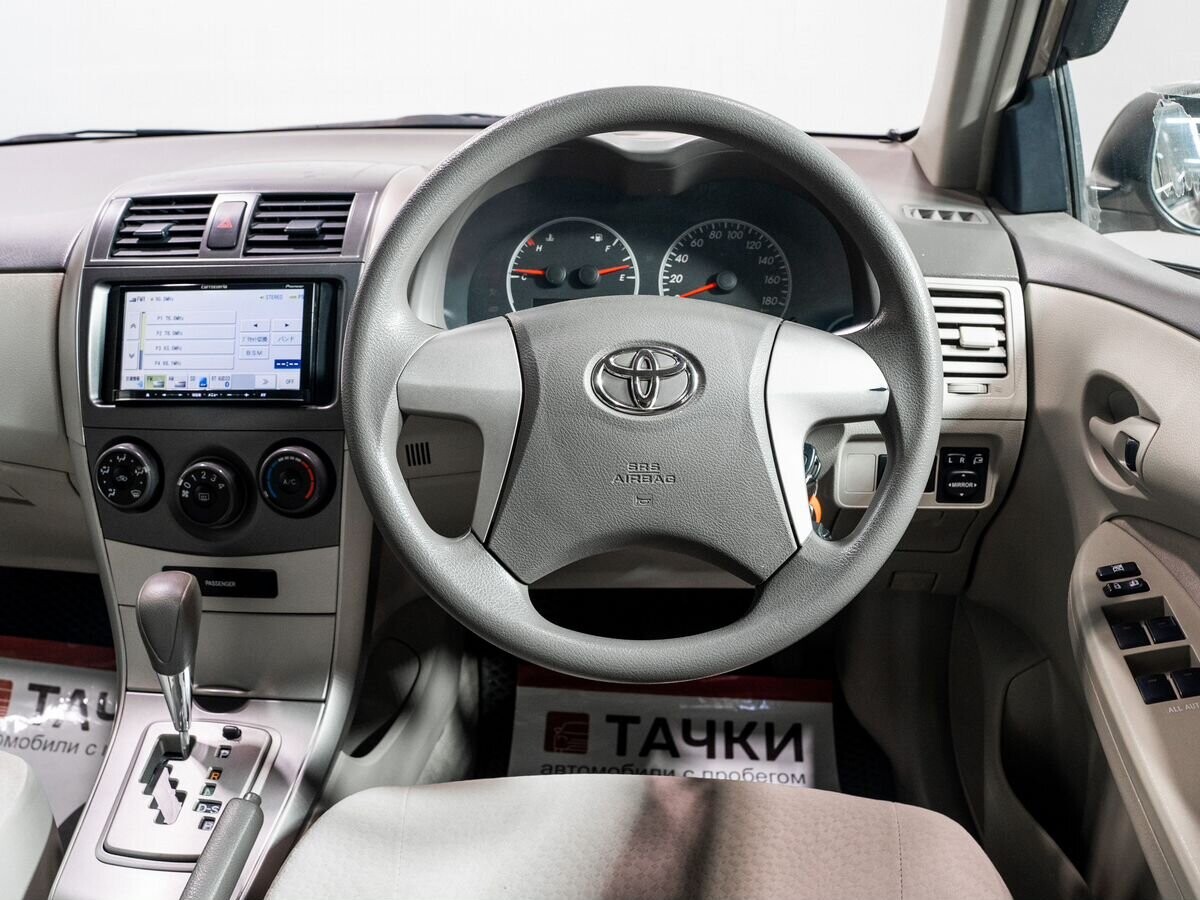 Toyota Corolla Axio 2010 - фото автомобиля