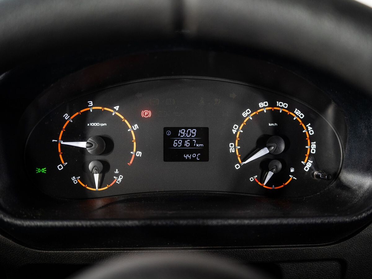 Лада Нива Бронто 2023 - фото автомобиля