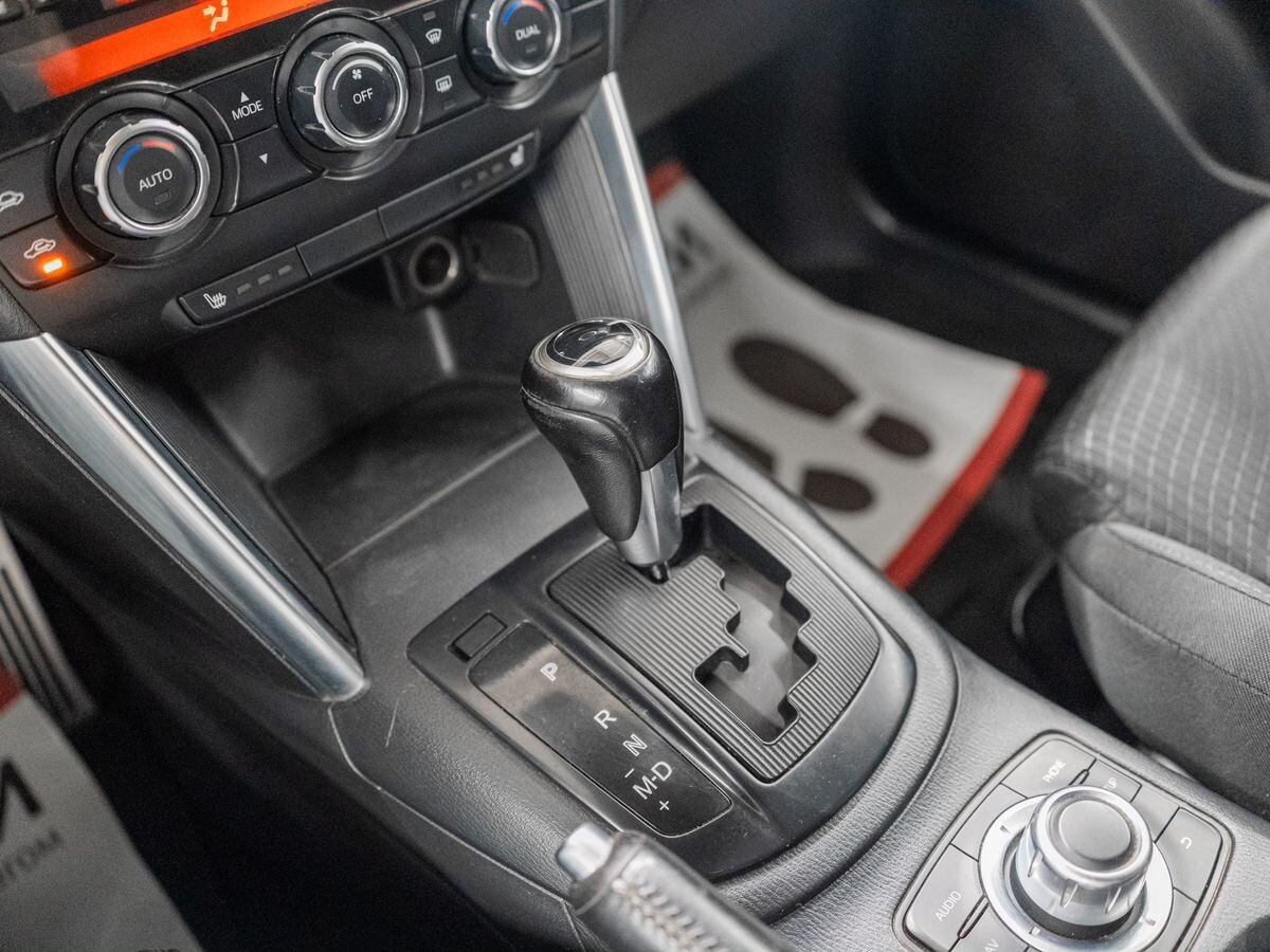 Mazda CX-5 2012 - фото автомобиля
