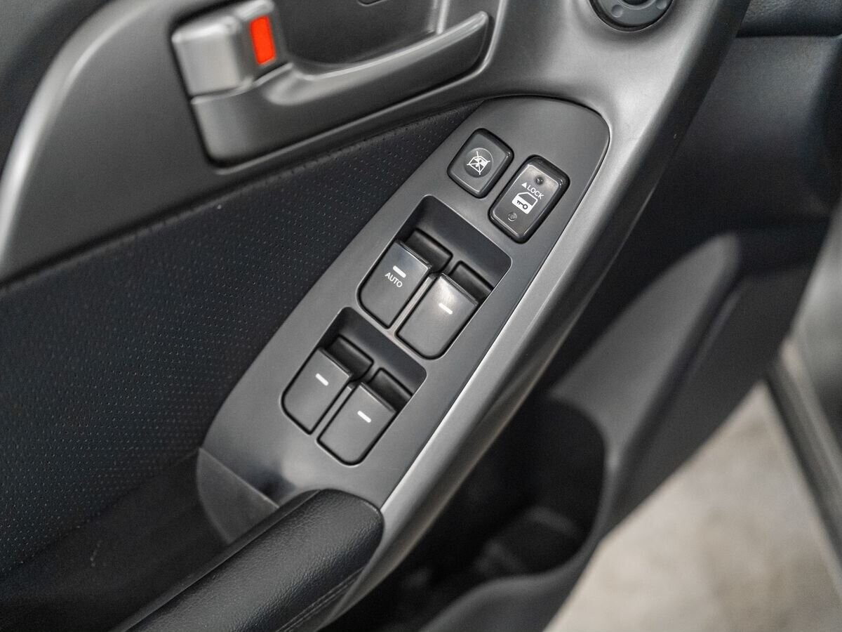 Kia Forte 2011 - фото автомобиля
