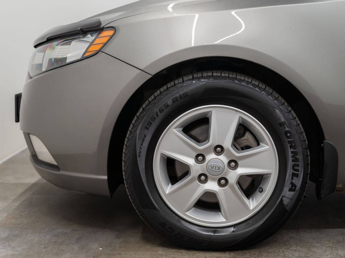Kia Forte 2011 - фото автомобиля