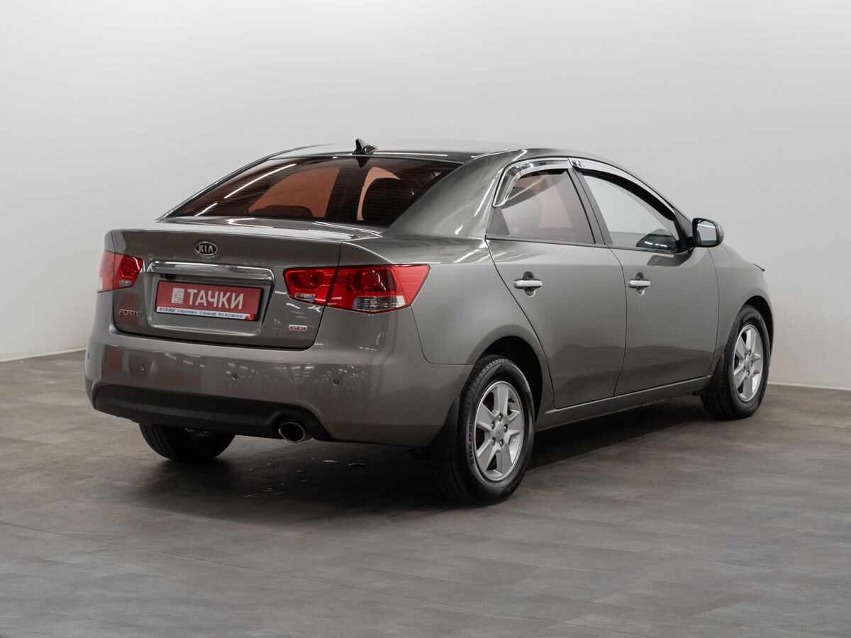 Kia Forte 2011 - фото автомобиля