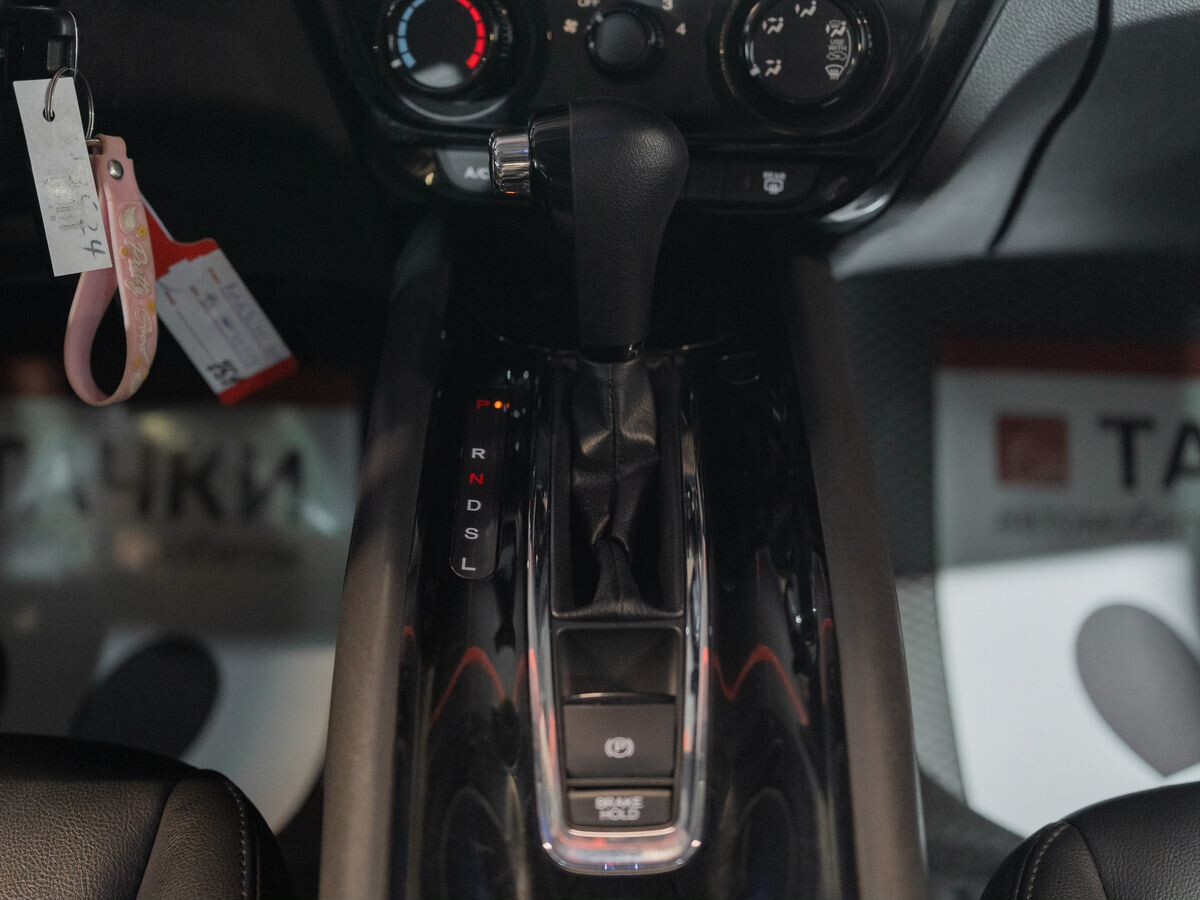 Honda Vezel 2020 - фото автомобиля
