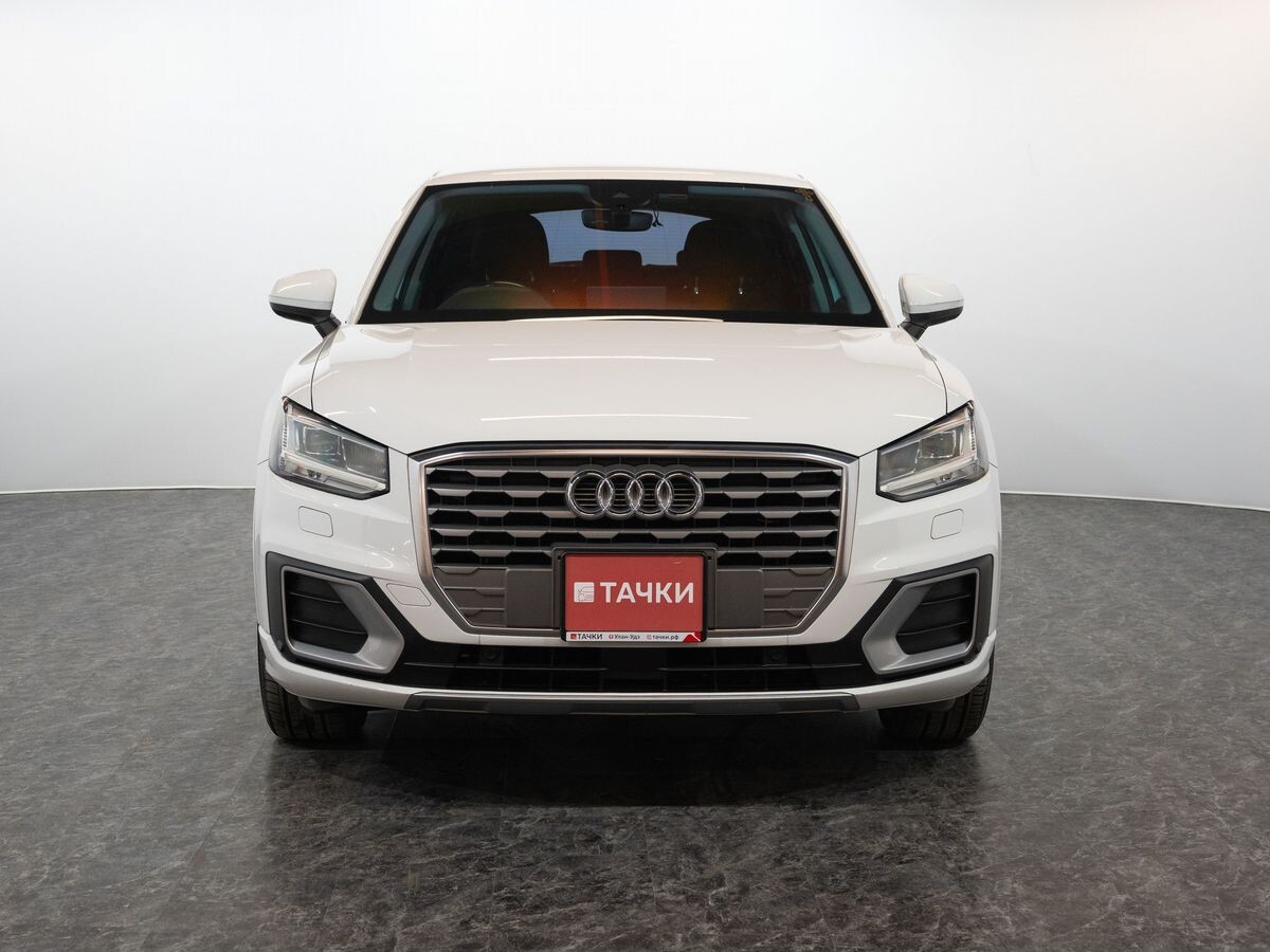 Audi Q2 2017 - фото автомобиля