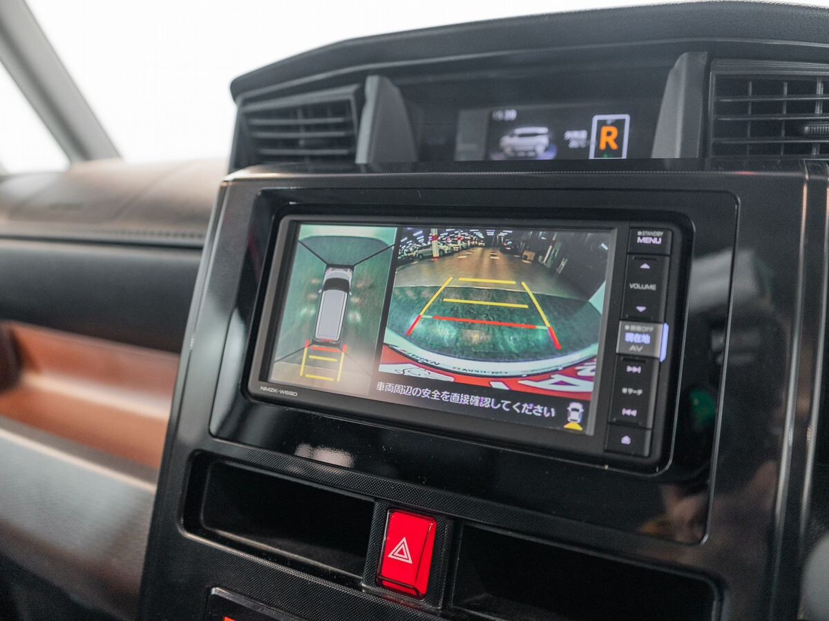 Subaru Justy 2019 - фото автомобиля