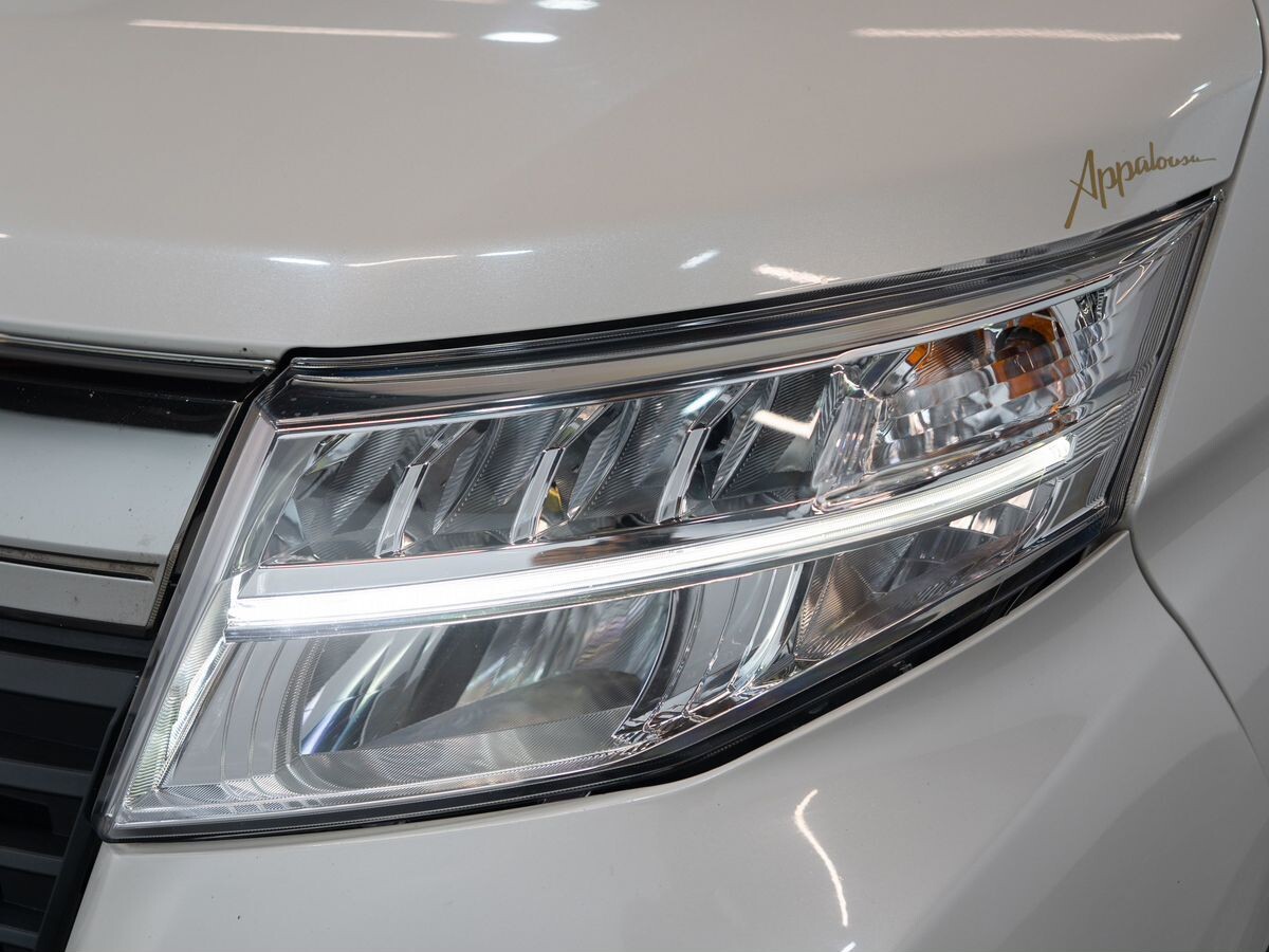 Subaru Justy 2019 - фото автомобиля