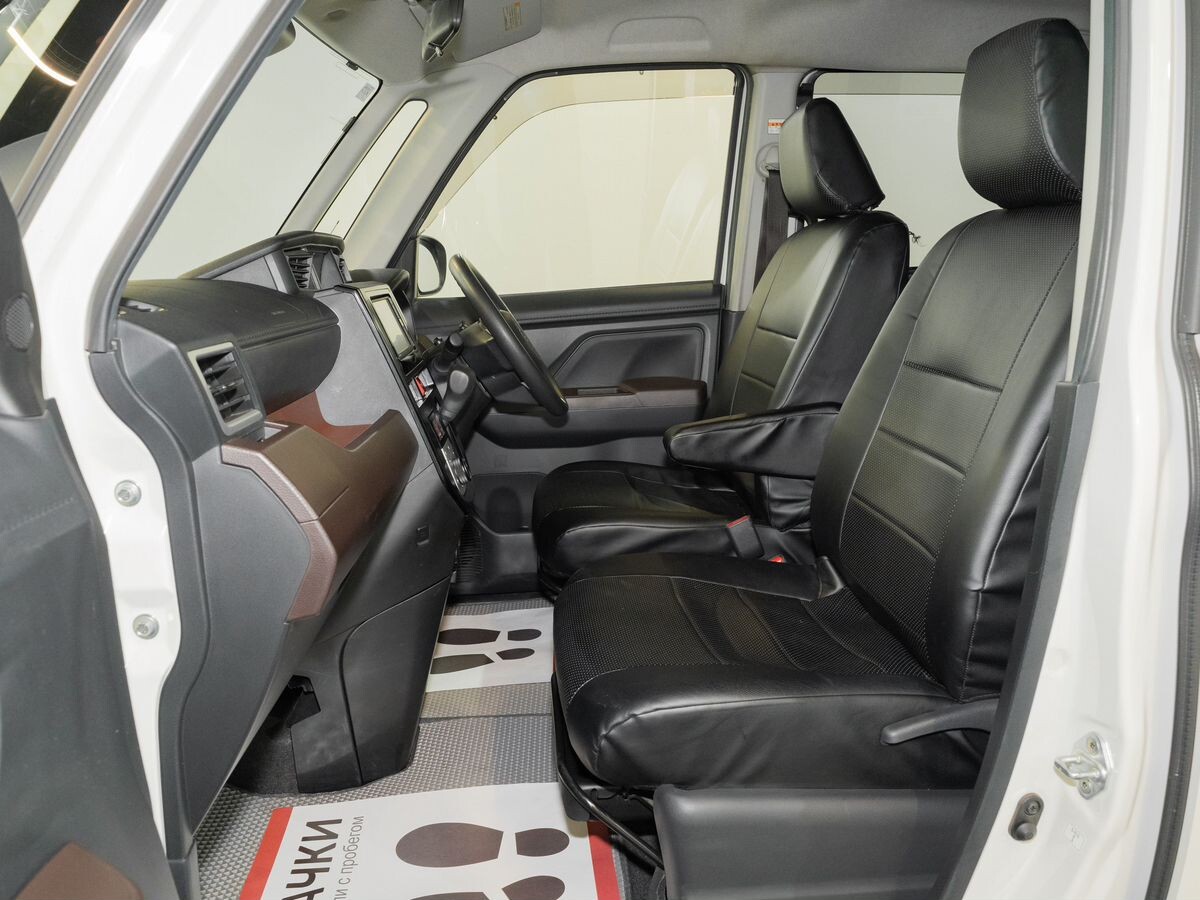 Subaru Justy 2019 - фото автомобиля