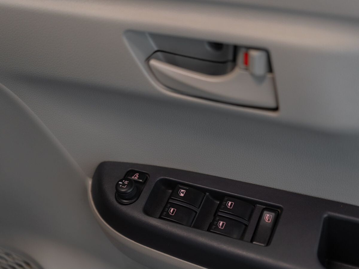 Toyota Passo 2017 - фото автомобиля