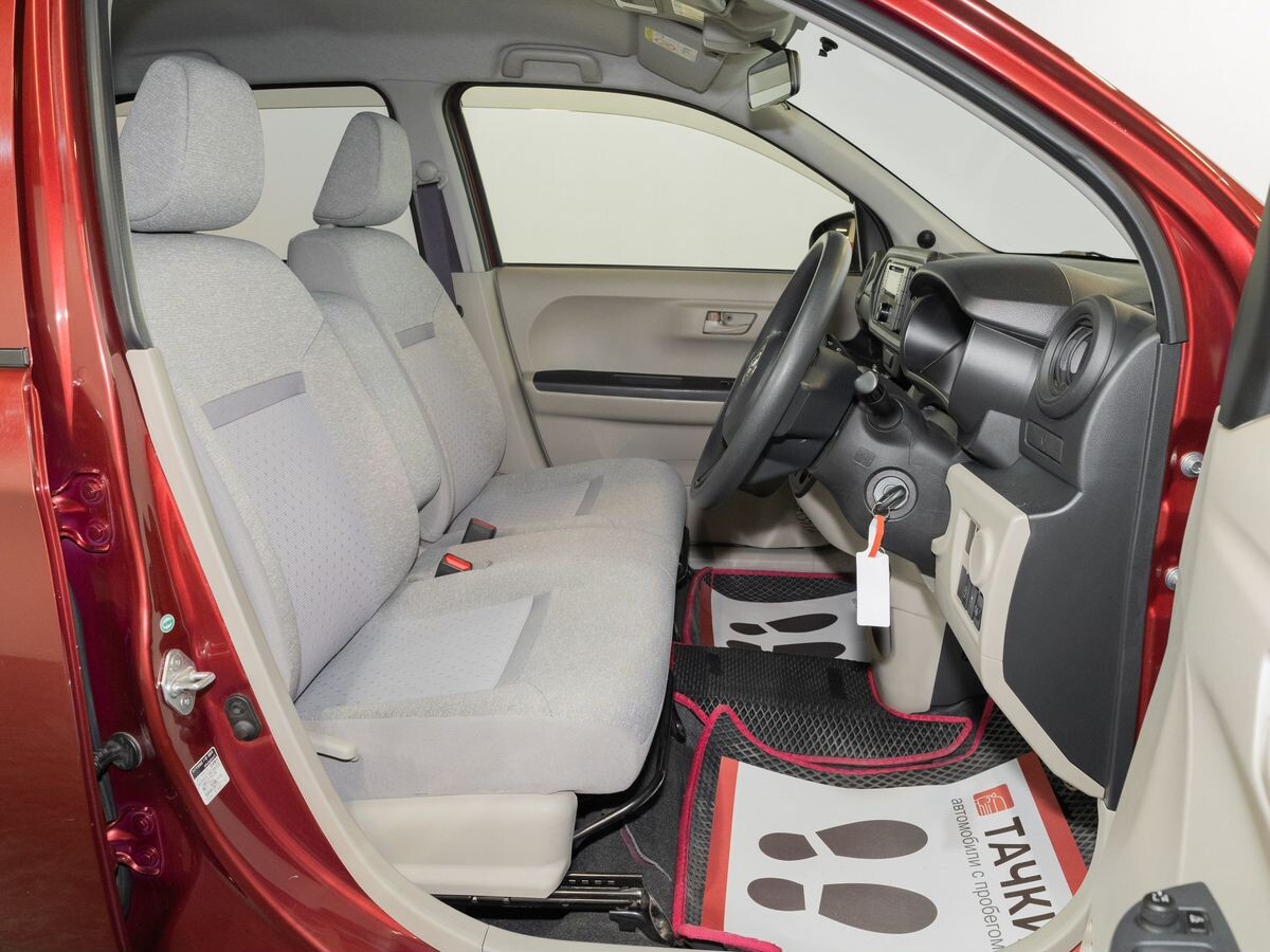 Toyota Passo 2017 - фото автомобиля