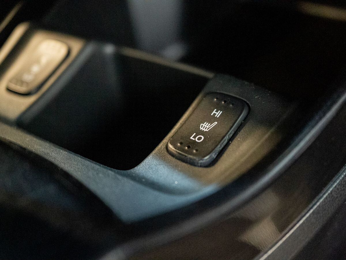 Honda Fit Shuttle 2014 - фото автомобиля