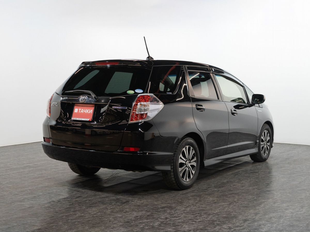 Honda Fit Shuttle 2014 - фото автомобиля