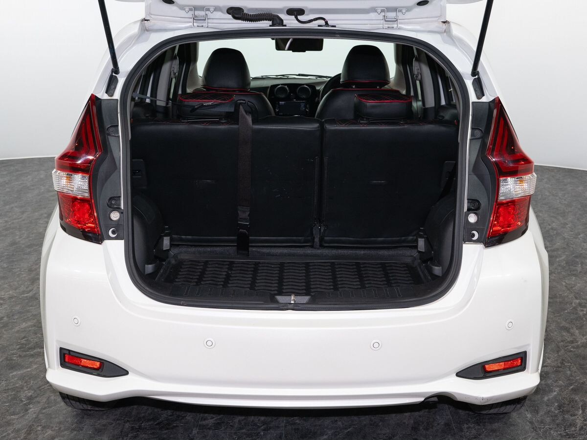Nissan Note 2017 - фото автомобиля