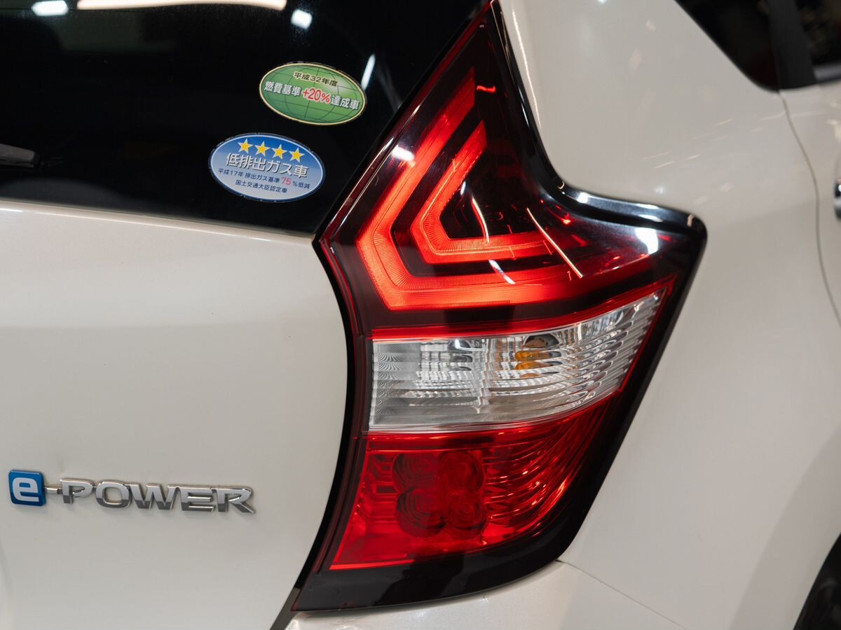 Nissan Note 2017 - фото автомобиля