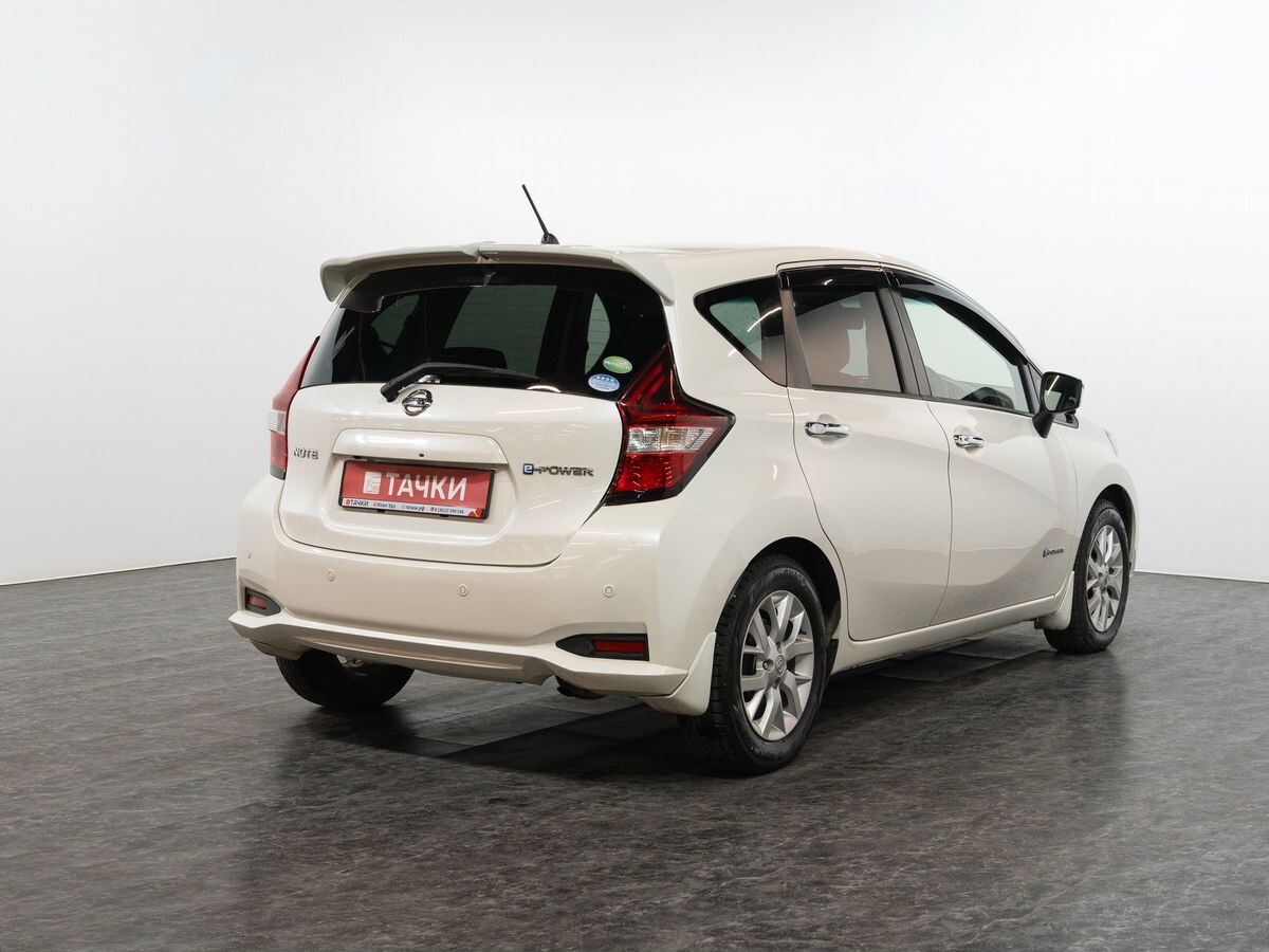 Nissan Note 2017 - фото автомобиля