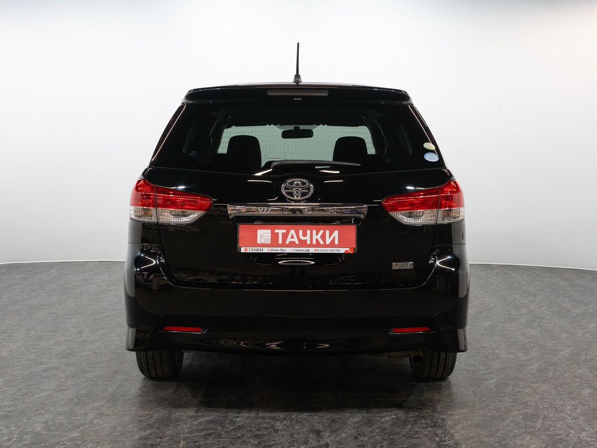Toyota Wish 2011 - фото автомобиля