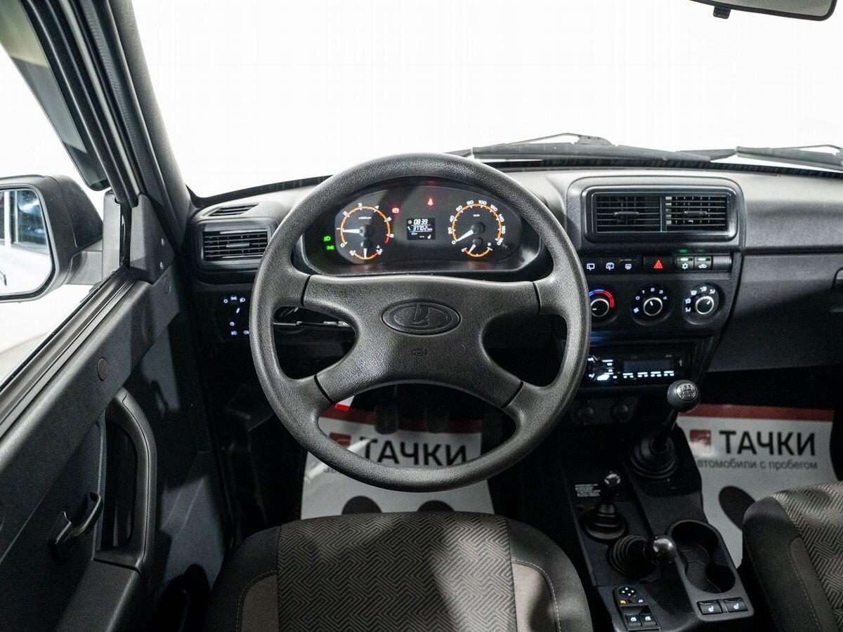 Лада Нива Легенд 2023 - фото автомобиля