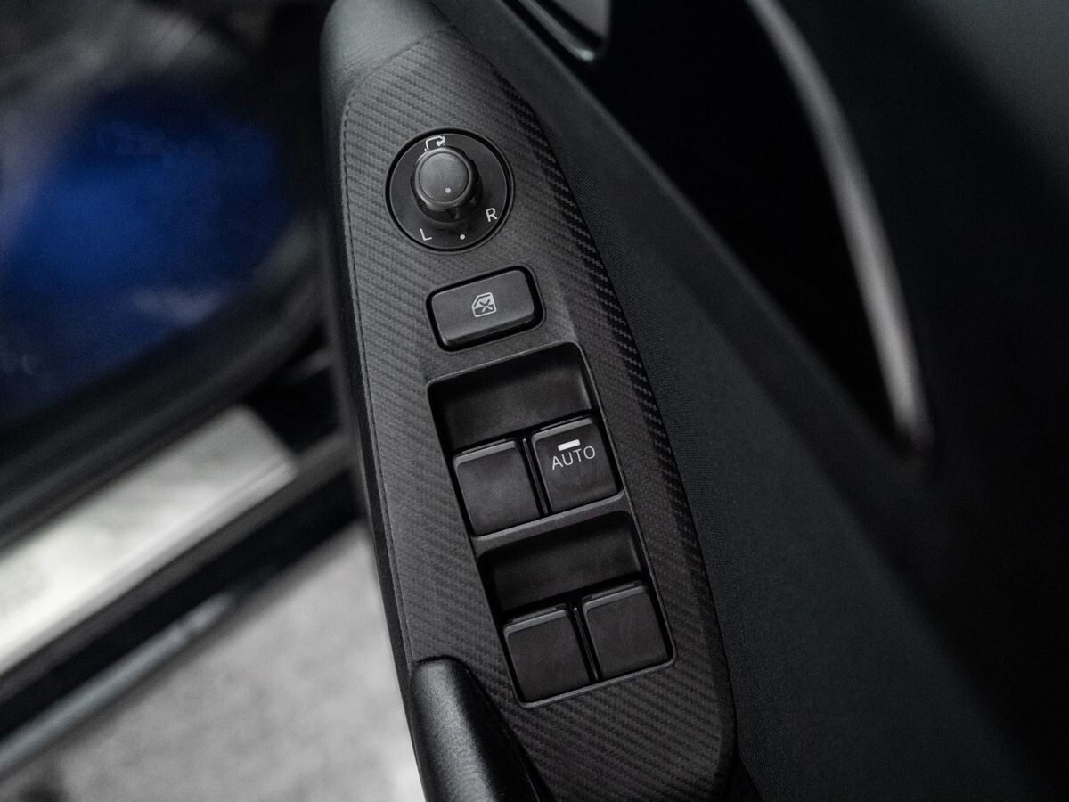 Mazda Axela 2014 - фото автомобиля