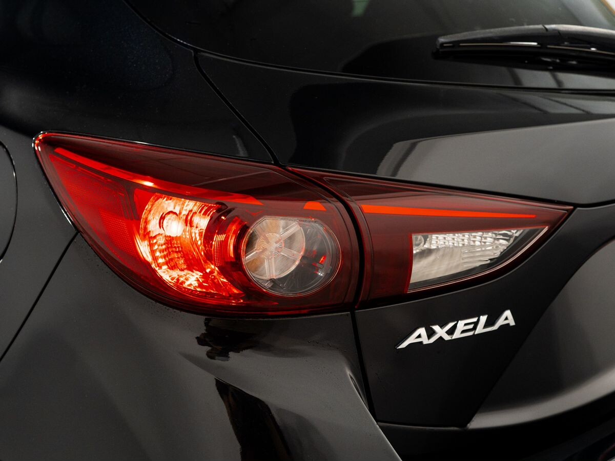 Mazda Axela 2014 - фото автомобиля