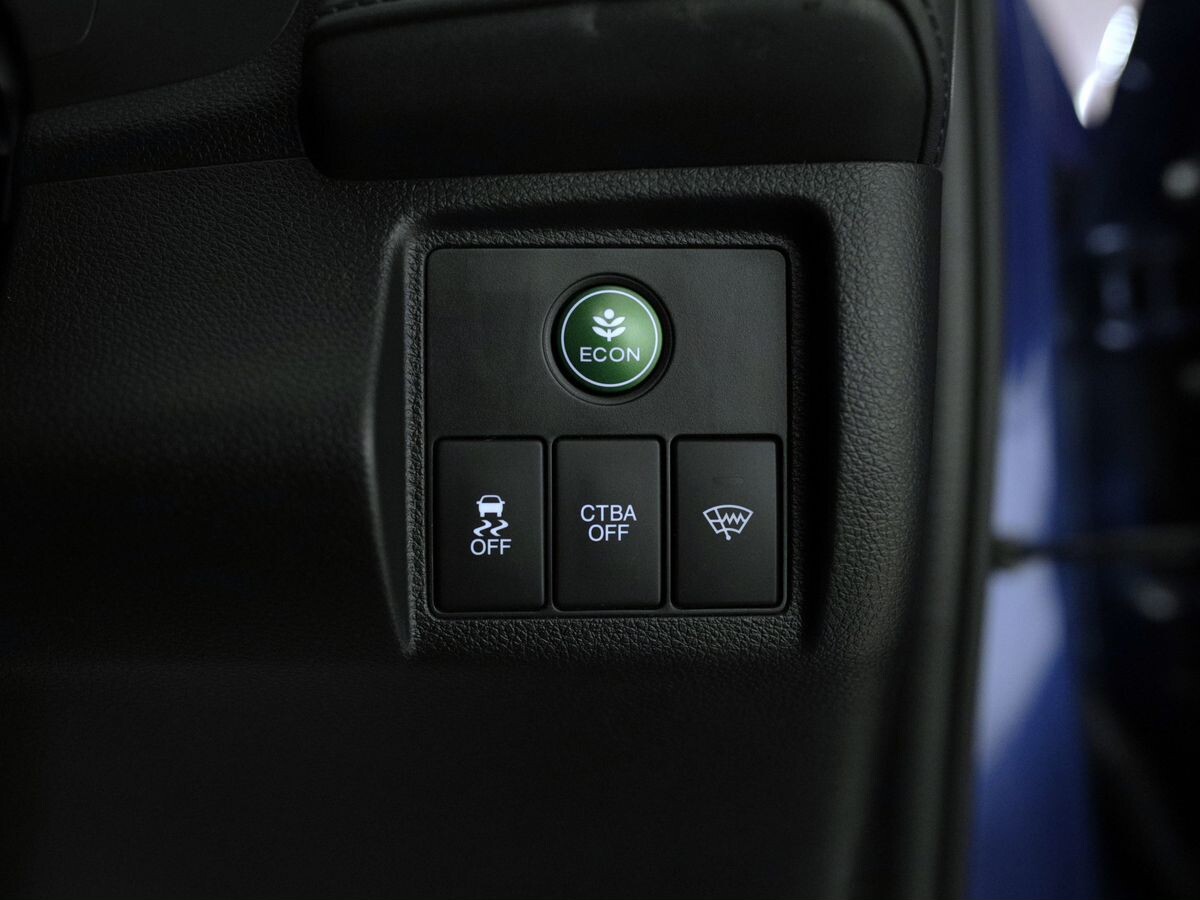 Honda Vezel 2015 - фото автомобиля