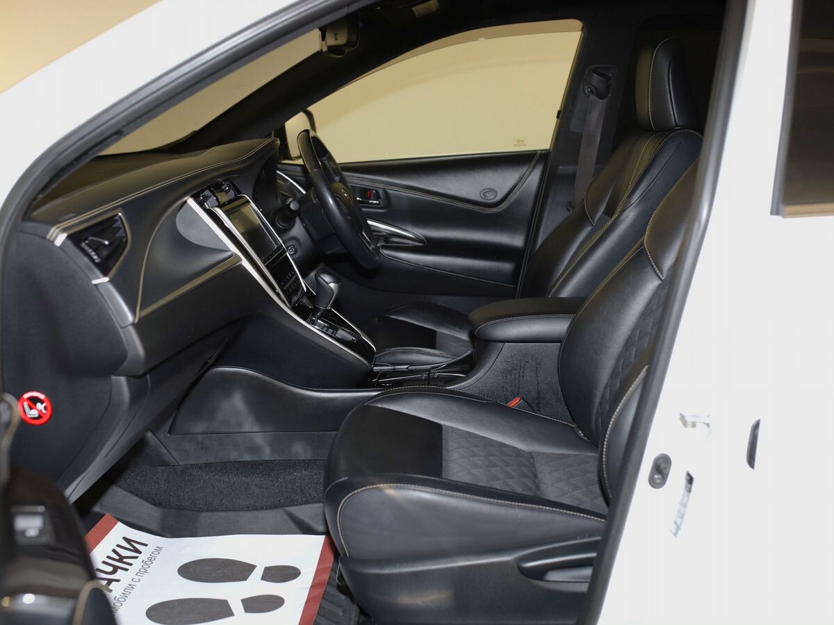 Toyota Harrier 2018 - фото автомобиля