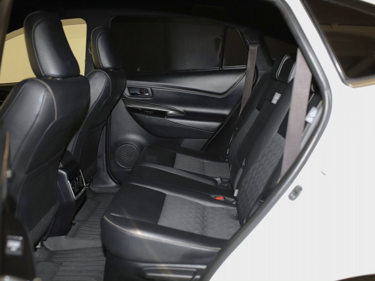 Toyota Harrier 2018 - фото автомобиля