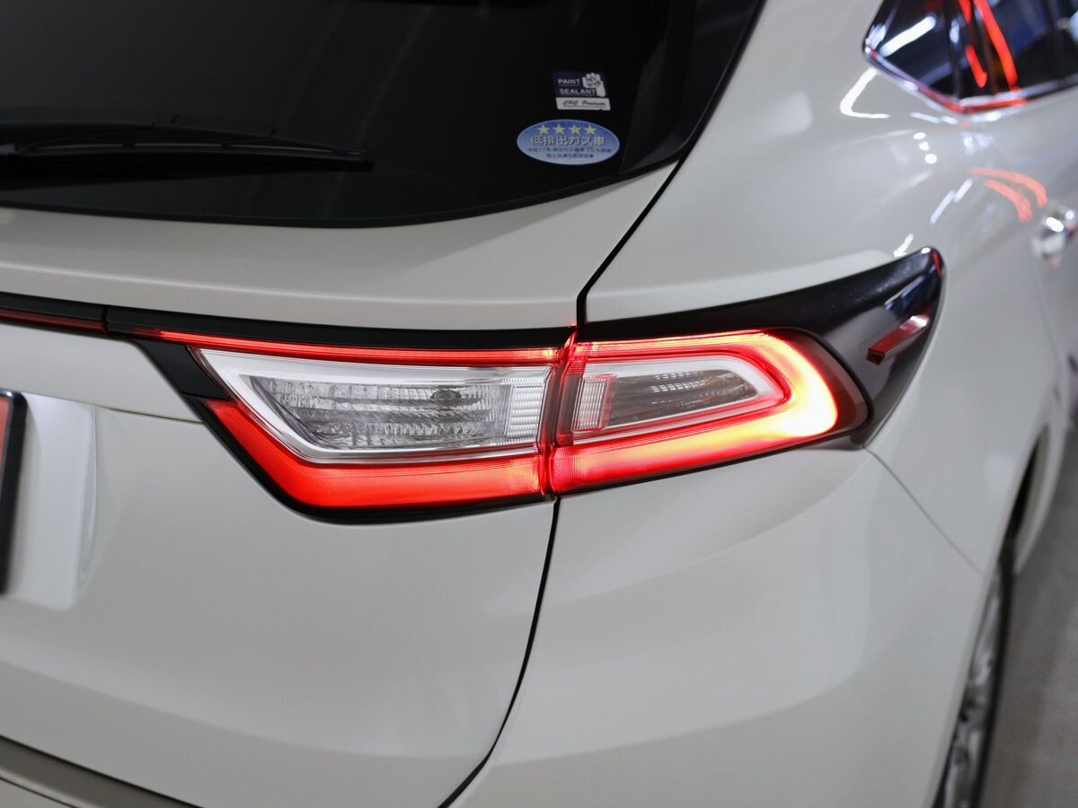 Toyota Harrier 2018 - фото автомобиля