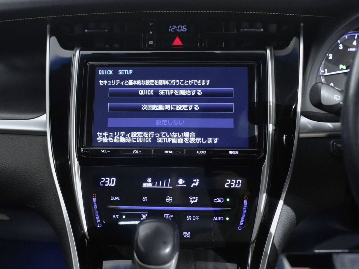 Toyota Harrier 2018 - фото автомобиля