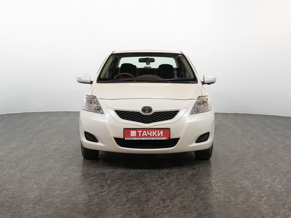 Toyota Belta 2009 - фото автомобиля
