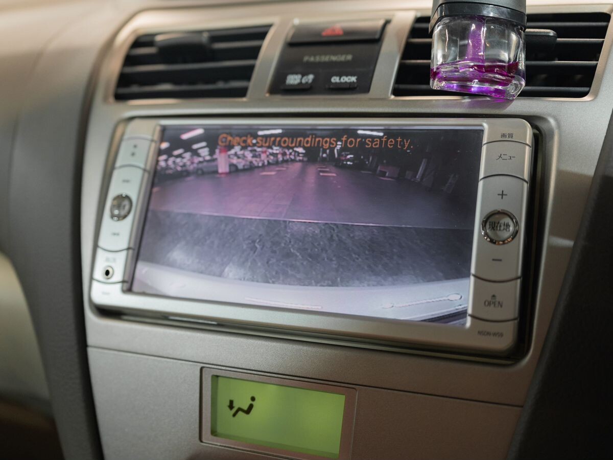 Toyota Belta 2009 - фото автомобиля