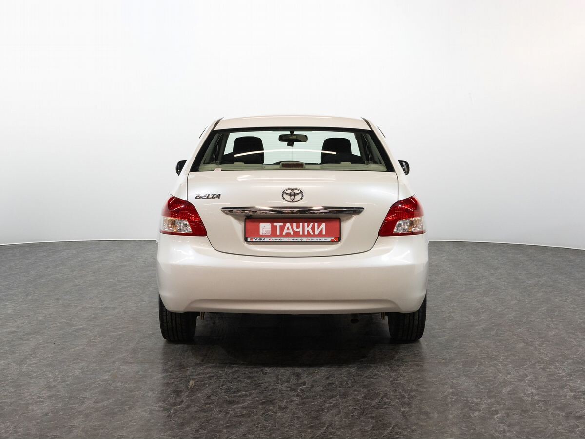 Toyota Belta 2009 - фото автомобиля