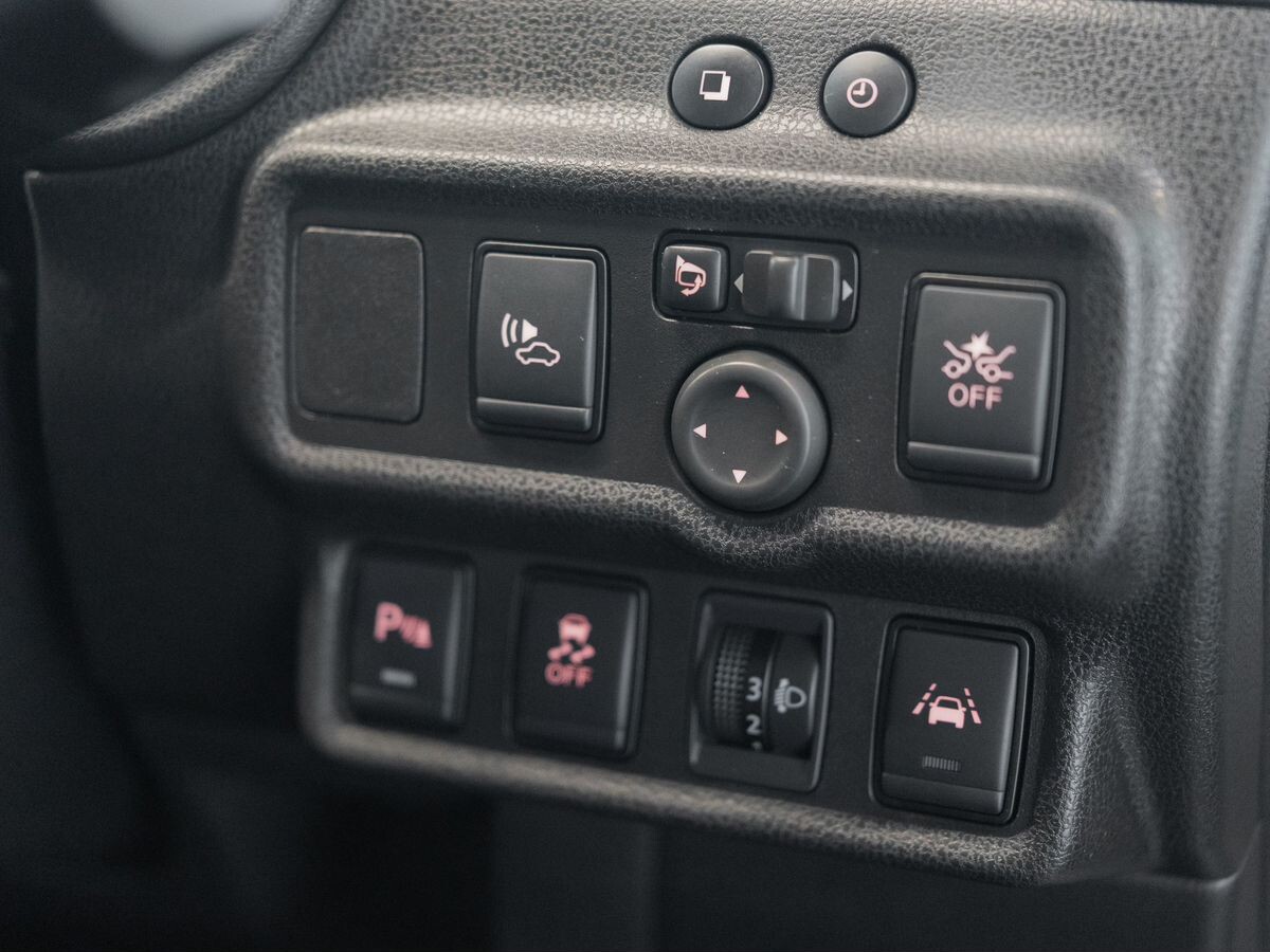 Nissan Note 2019 - фото автомобиля