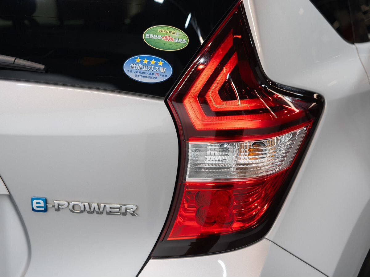 Nissan Note 2019 - фото автомобиля