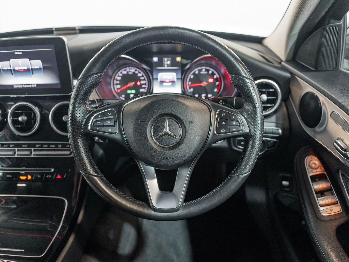 Mercedes-Benz C-Class 2017 - фото автомобиля