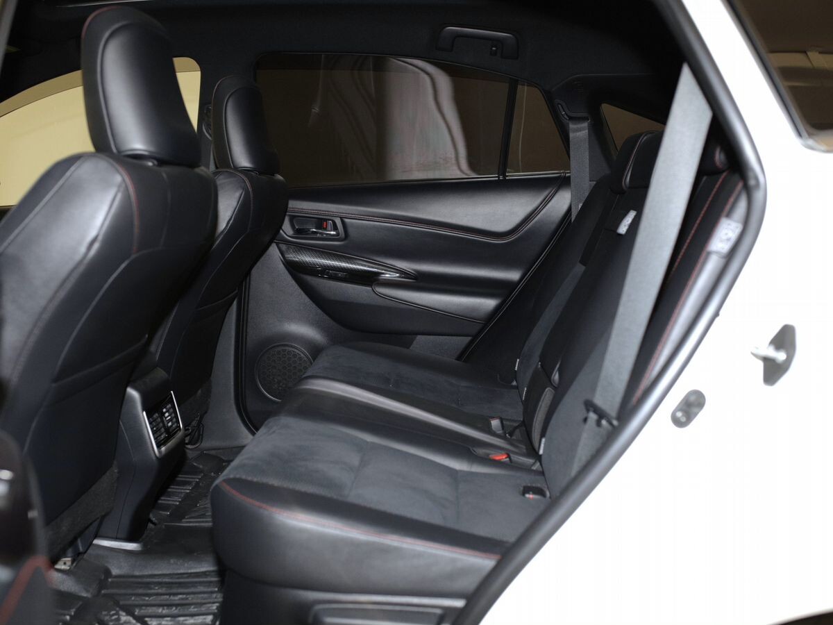 Toyota Harrier 2017 - фото автомобиля