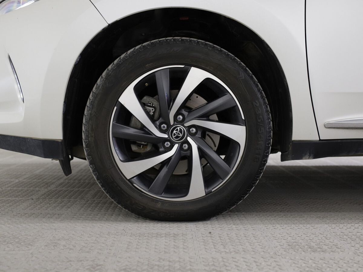 Toyota Harrier 2017 - фото автомобиля