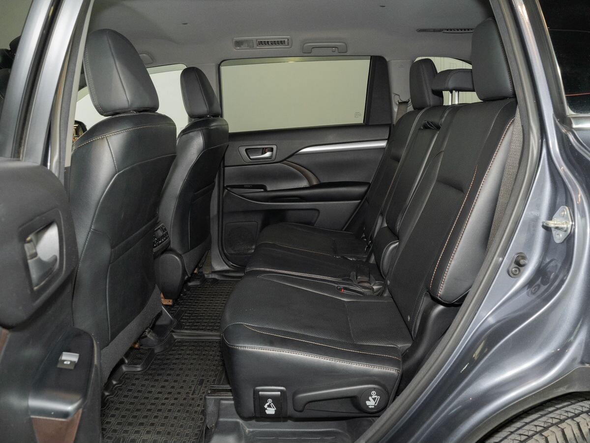 Toyota Highlander 2014 - фото автомобиля