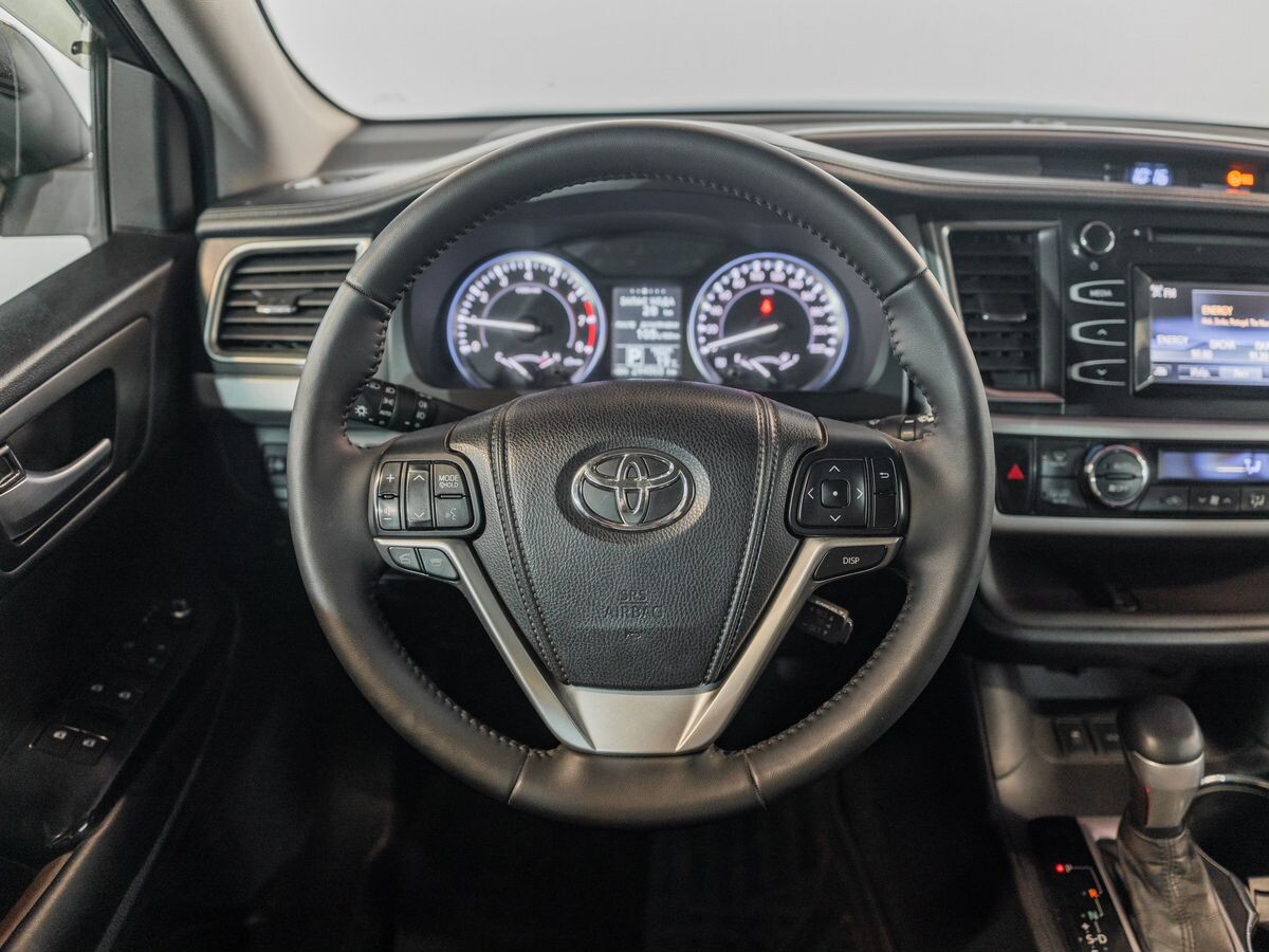 Toyota Highlander 2014 - фото автомобиля