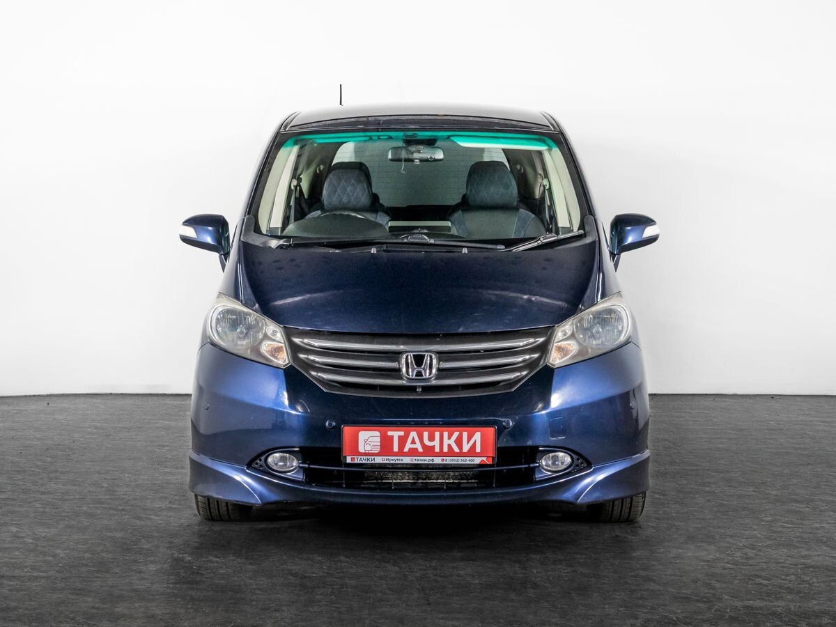 Honda Freed 2010 - фото автомобиля
