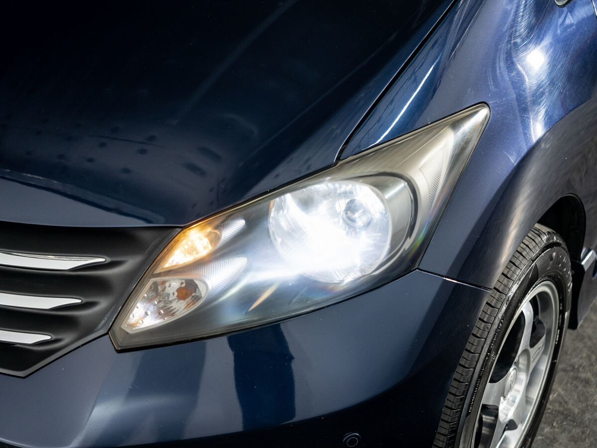 Honda Freed 2010 - фото автомобиля