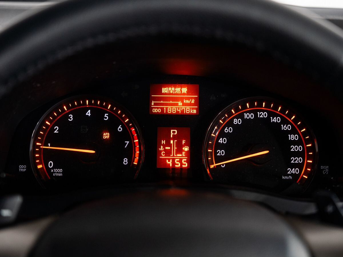 Toyota Avensis 2011 - фото автомобиля