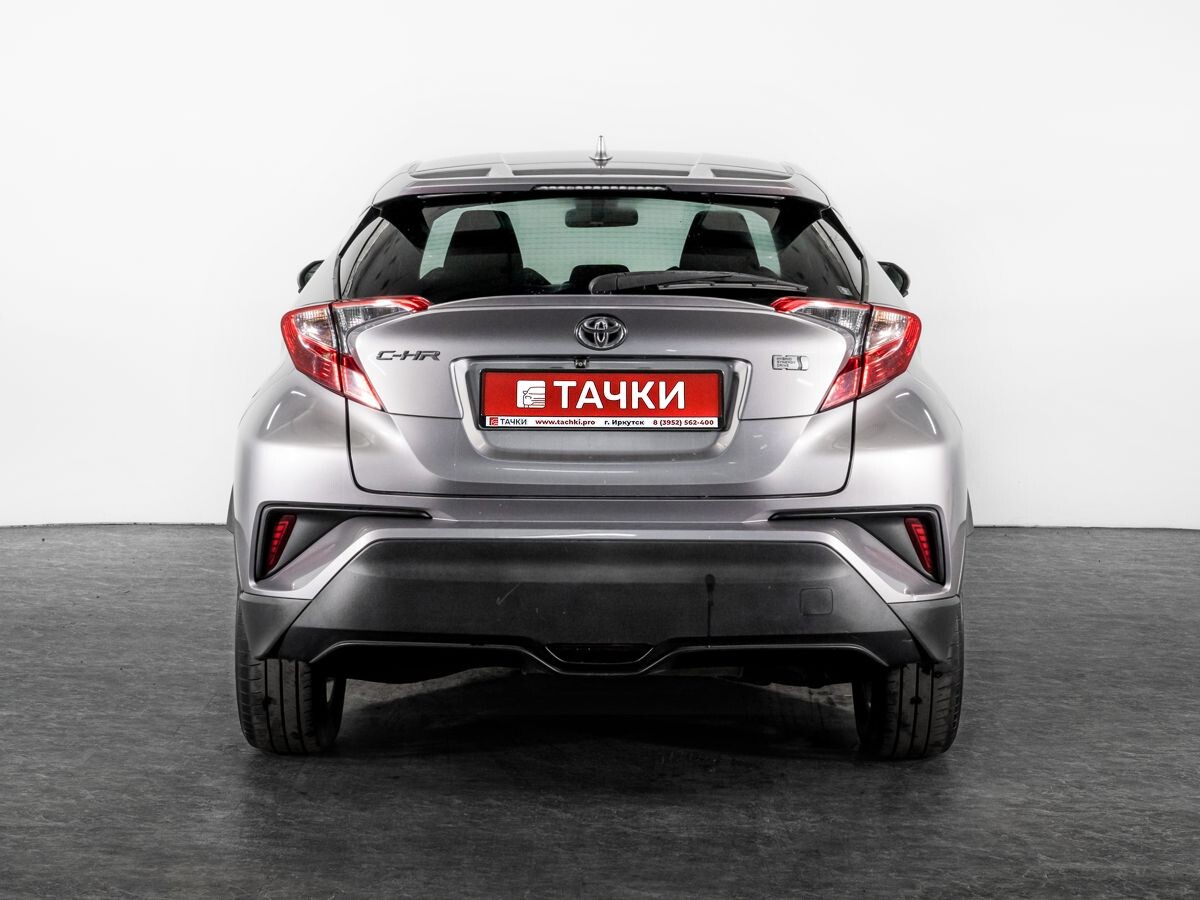 Toyota C-HR 2019 - фото автомобиля
