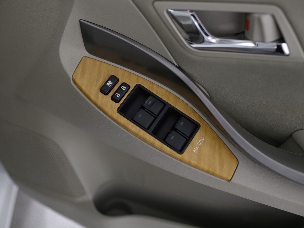 Toyota Premio 2007 - фото автомобиля