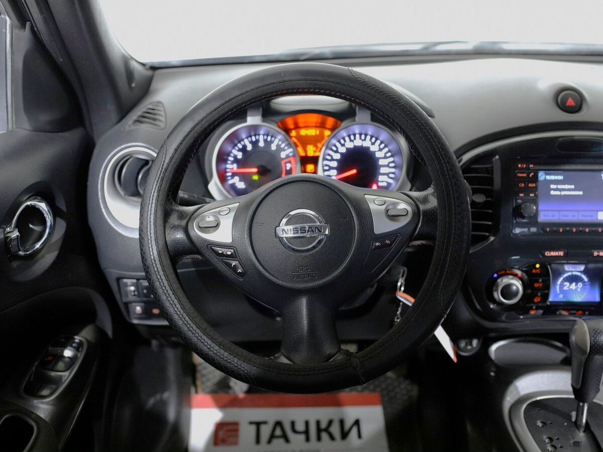 Nissan Juke 2011 - фото автомобиля