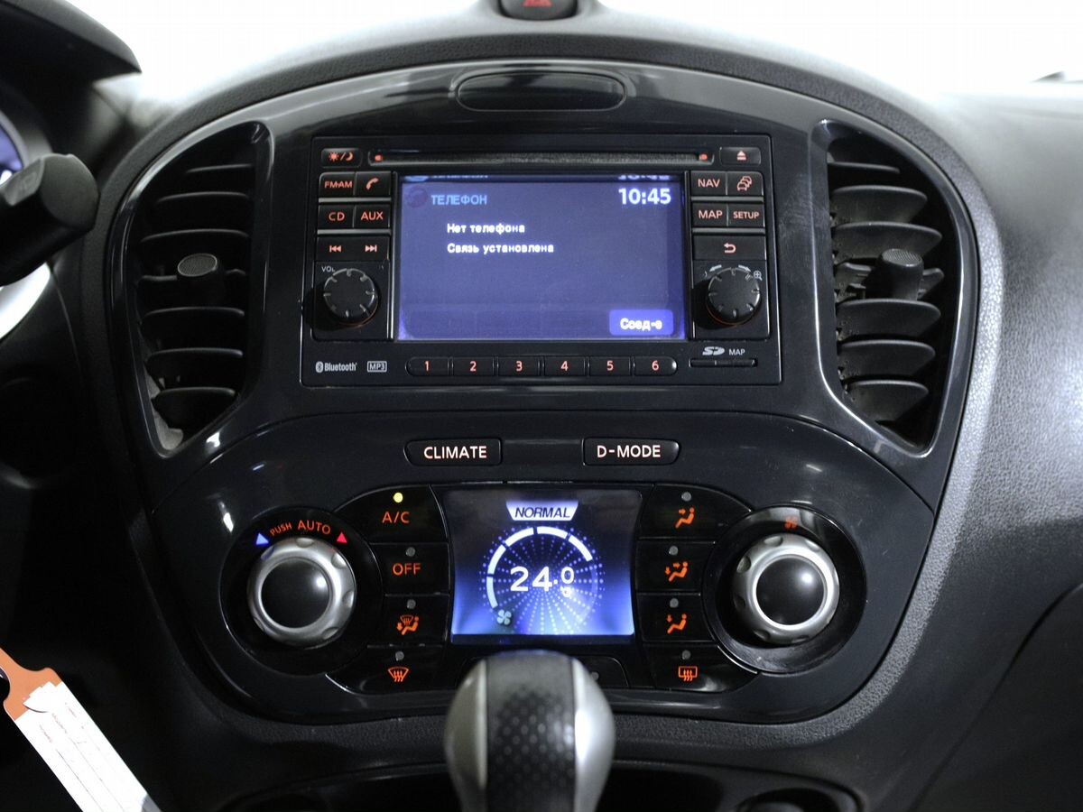 Nissan Juke 2011 - фото автомобиля