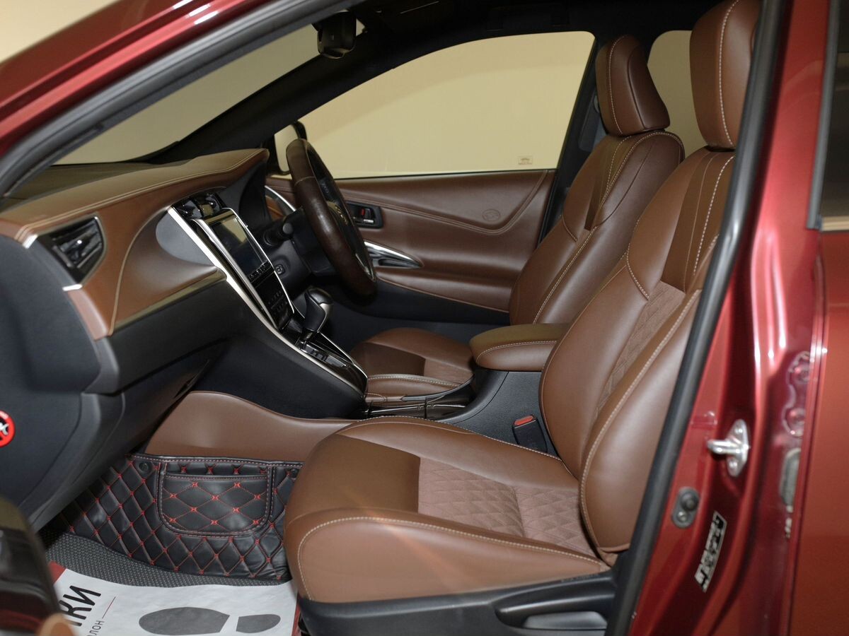 Toyota Harrier 2018 - фото автомобиля