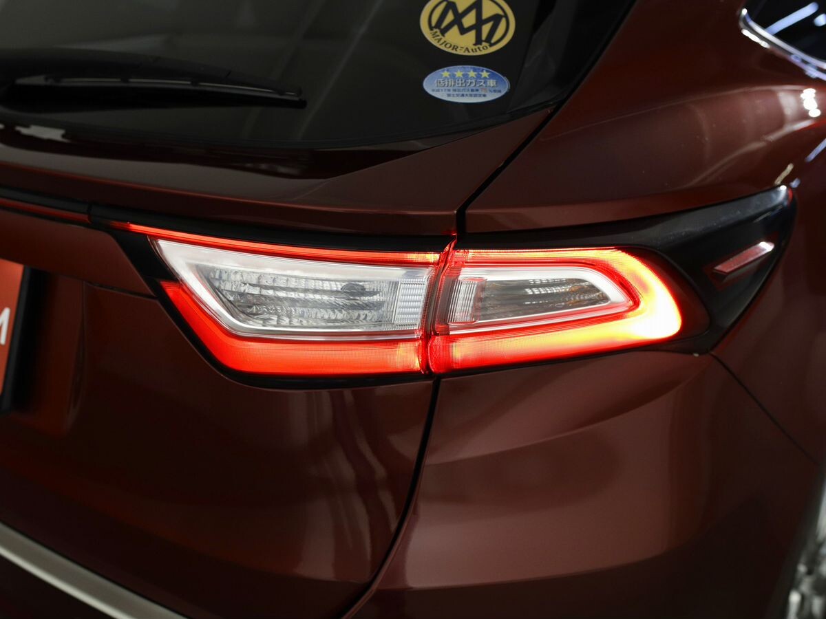Toyota Harrier 2018 - фото автомобиля