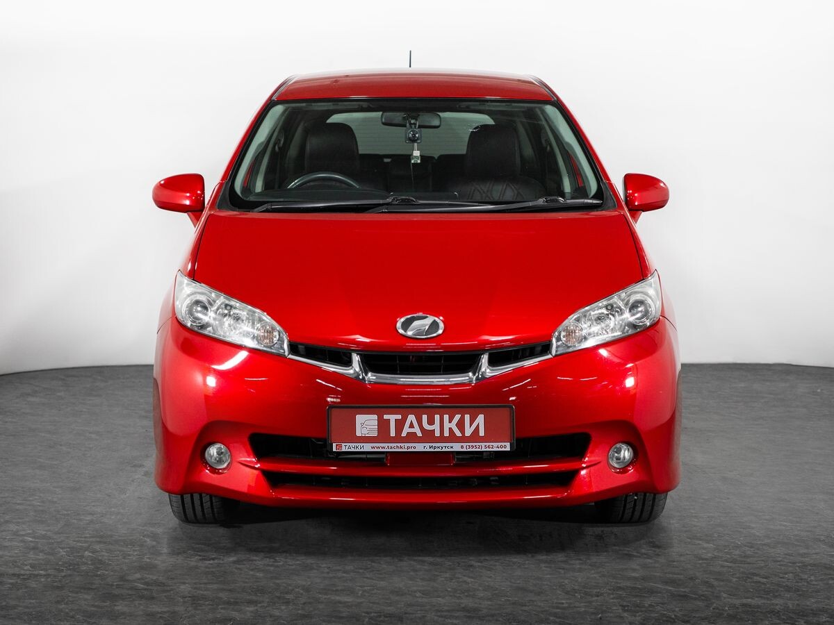 Toyota Wish 2010 - фото автомобиля