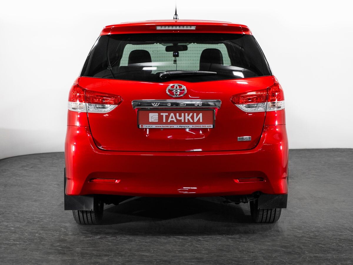Toyota Wish 2010 - фото автомобиля